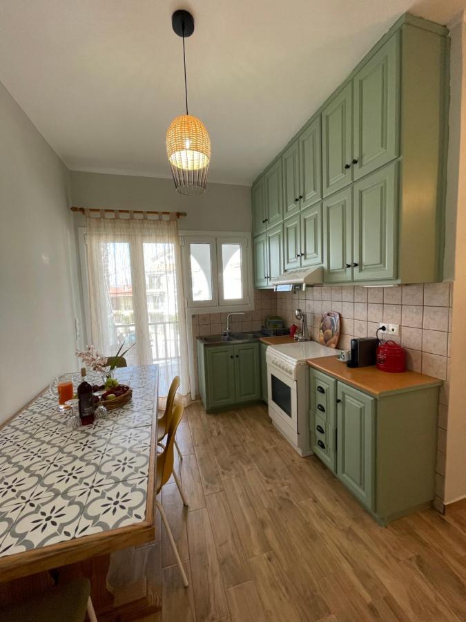 Cosy Apartment With Sea View Close To The Beach Никиана Екстериор снимка