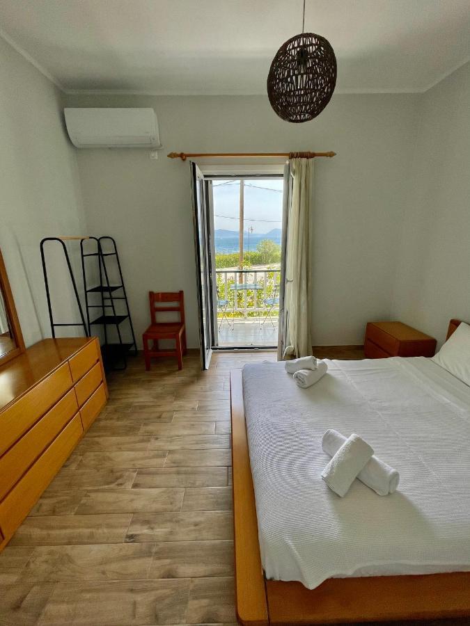 Cosy Apartment With Sea View Close To The Beach Никиана Екстериор снимка